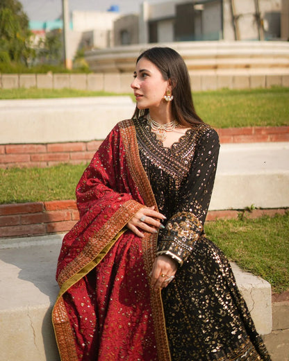 Jhalak - 01 - Stunning Pakistani Wedding Wear